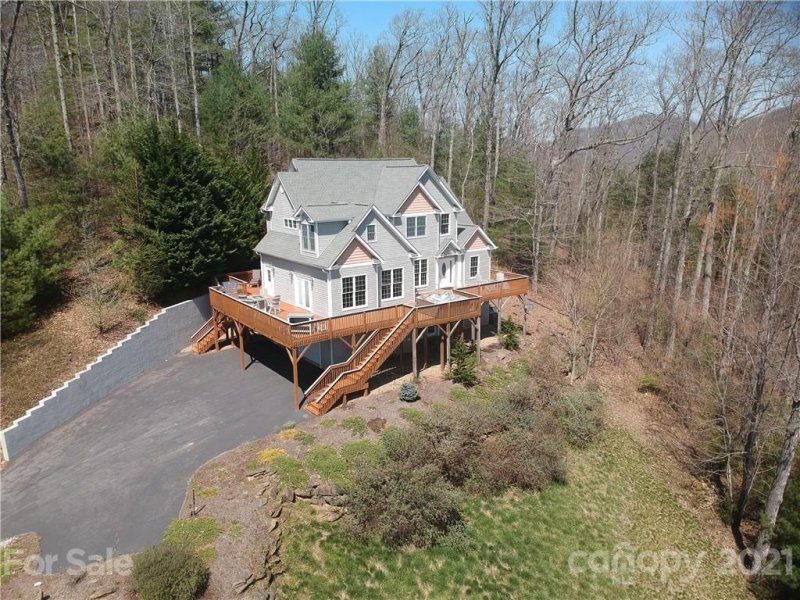 Property image 3 at 305 Jennifer Lane, Asheville, NC 28803