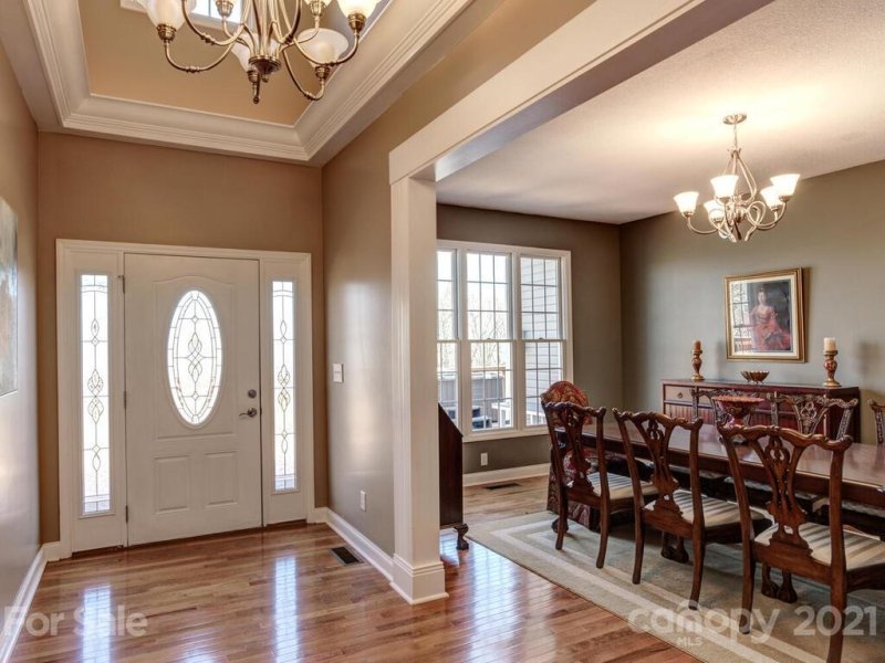 Property image 4 at 305 Jennifer Lane, Asheville, NC 28803