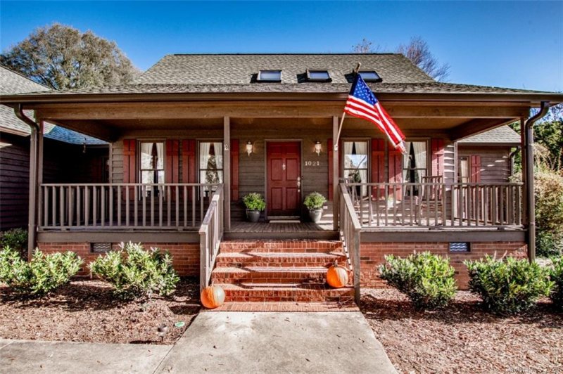 Property image 3 at 1021 Churchill Road, Davidson, NC 28036