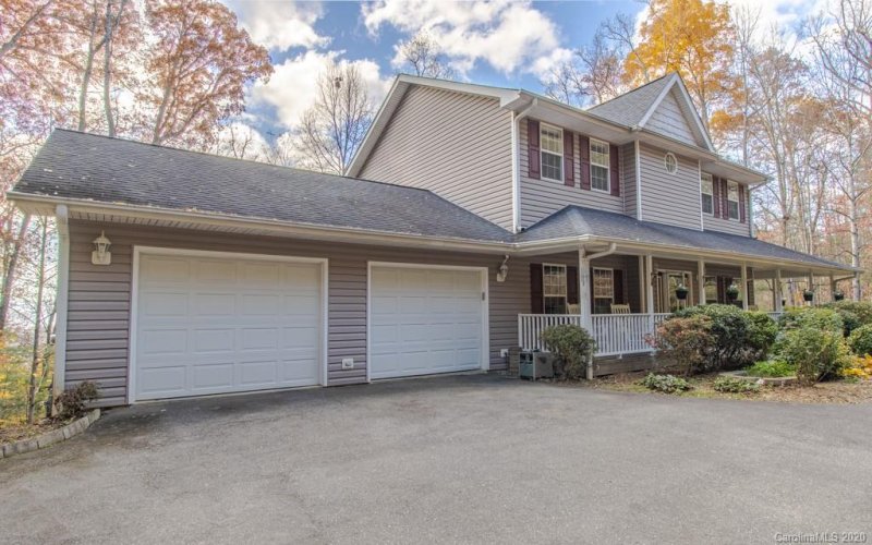 Property image 2 at 101 Sunny Ridge Drive, Asheville, NC 28804