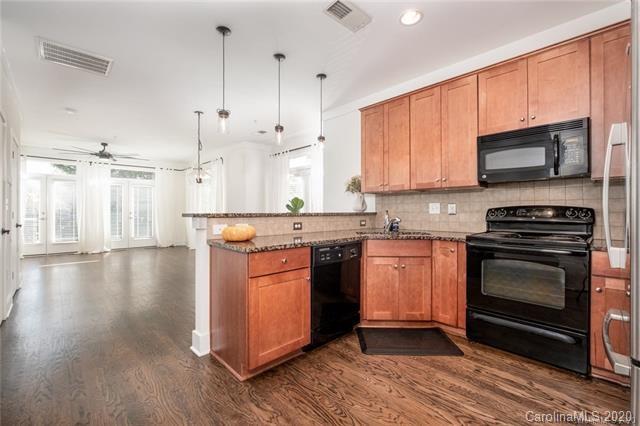 Property image 2 at 744 Cotton Gin Alley, Davidson, NC 28036