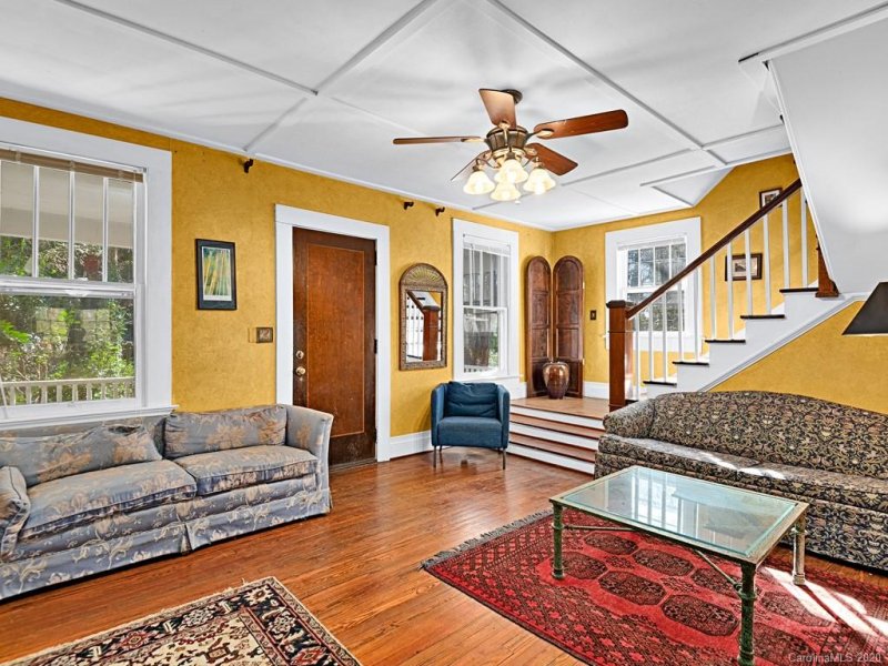 Property image 3 at 203 Vance Street, Hendersonville, NC 28739