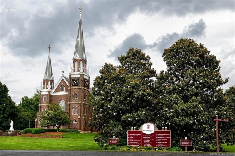 Property image 5 at 4124 Belle Meade Circle, Belmont, NC 28012