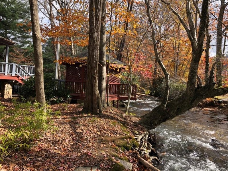 Property image 3 at 90 Garden Court, Maggie Valley, NC 28751