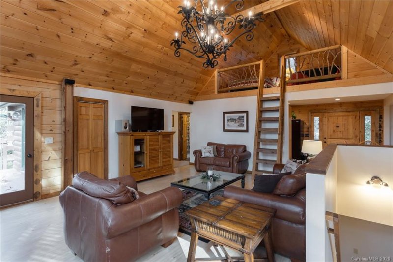 Property image 4 at 17 Sunset Court, Sapphire, NC 28774