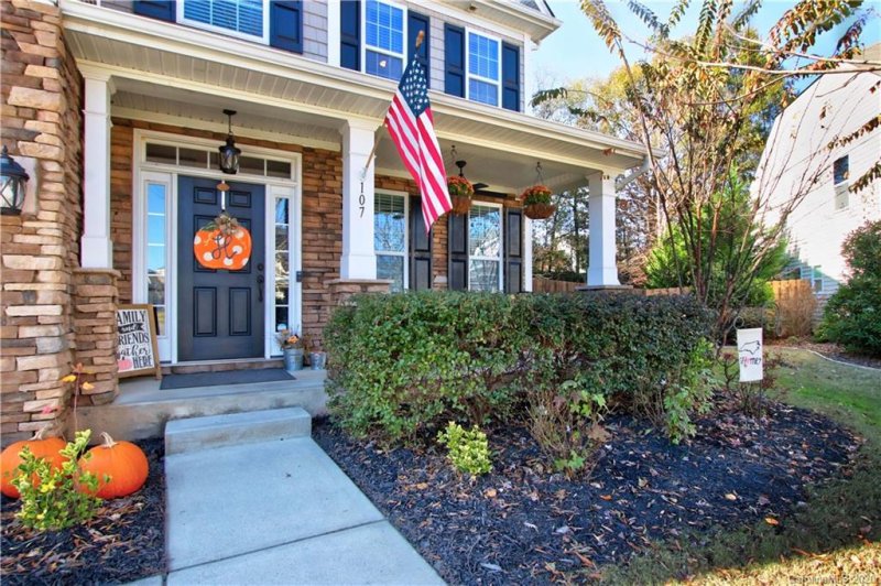 Property image 2 at 107 Milan Court, Mooresville, NC 28115