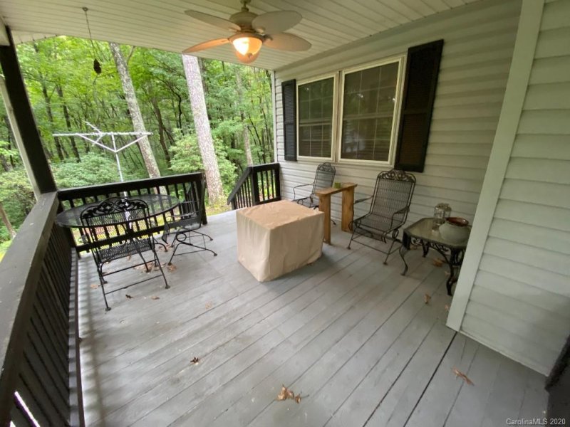 Property image 2 at 1541 Hickory Acres Road, Hendersonville, NC 28792