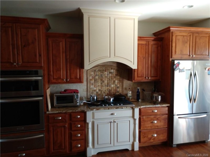 Property image 4 at 28 Hollymoorside Drive, Columbus, NC 28722