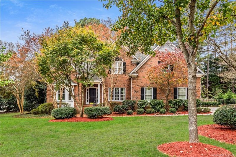 1114 Asheford Green Avenue