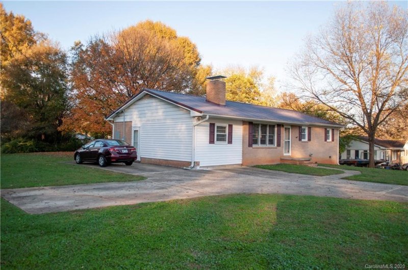 Property image 3 at 2012 Rhonda Drive, Gastonia, NC 28054