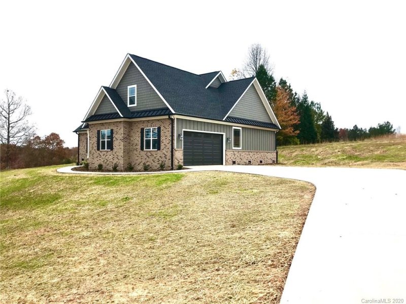 Property image 3 at 22 Kendall Lane, Taylorsville, NC 28681