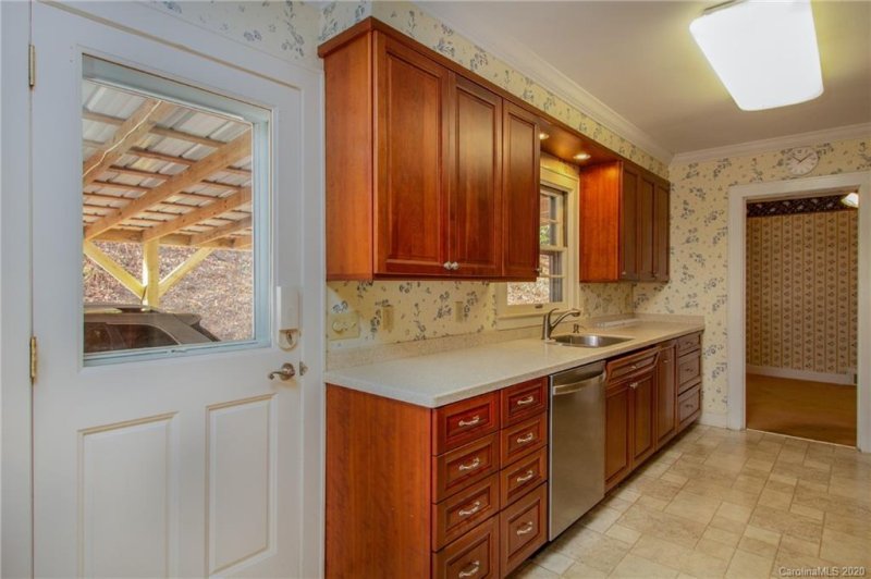 Property image 4 at 378 Hillcrest Circle, Spruce Pine, NC 28777