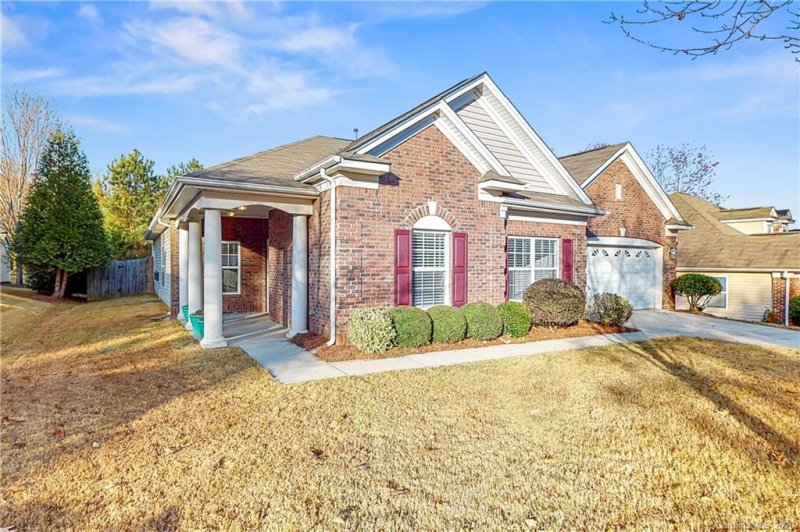Property image 2 at 265 Loch Stone Street, Fort Mill, SC 29715