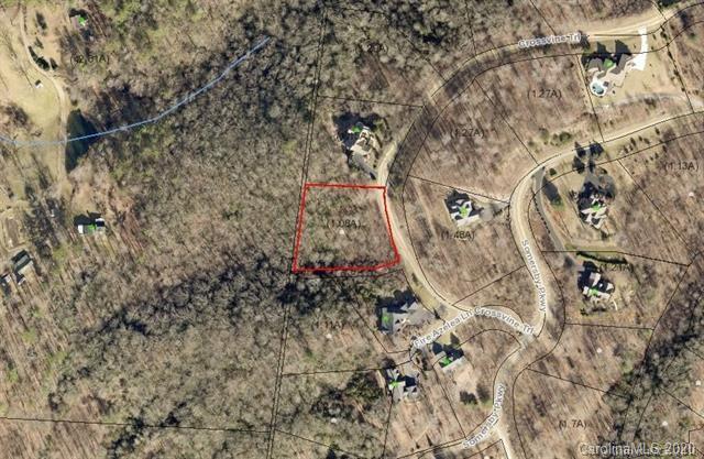 Property image 2 at 105 Crossvine Trail, Laurel Park, NC 28739