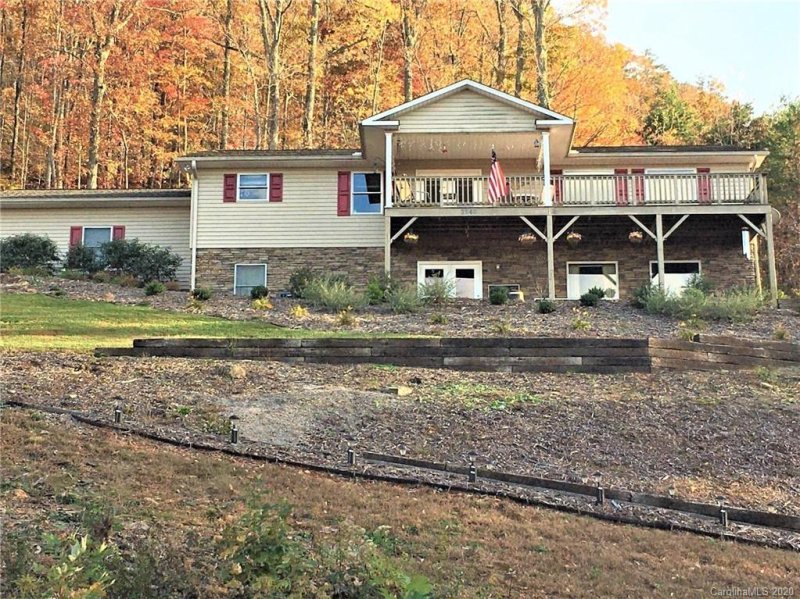 Property image 2 at 3540 Stones Throw Drive, Valdese, NC 28690