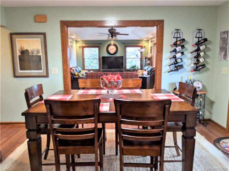 Property image 5 at 3540 Stones Throw Drive, Valdese, NC 28690