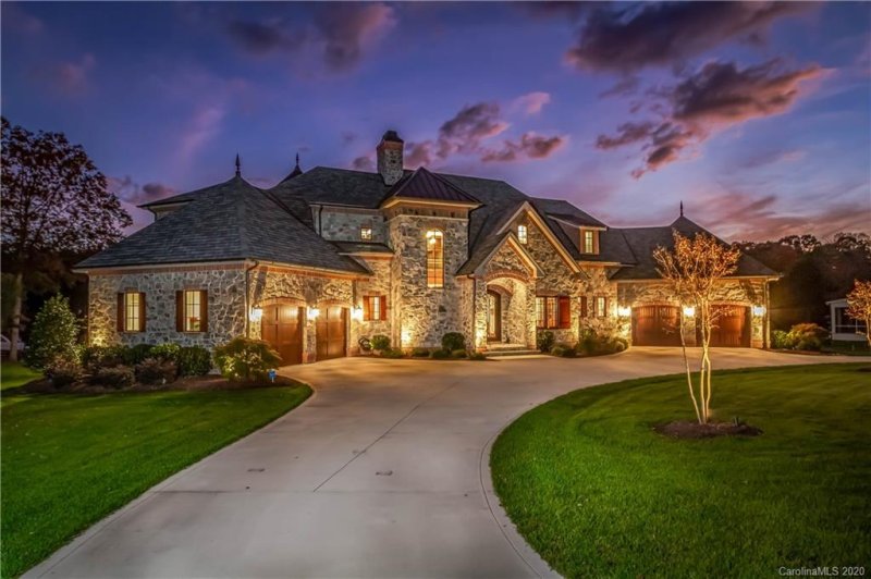 Property image 2 at 251 Gainswood Drive, Mooresville, NC 28117