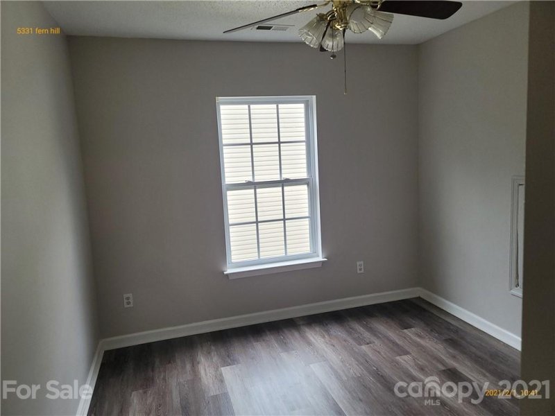 Property image 5 at 5331 Fernhill Drive, Charlotte, NC 28217