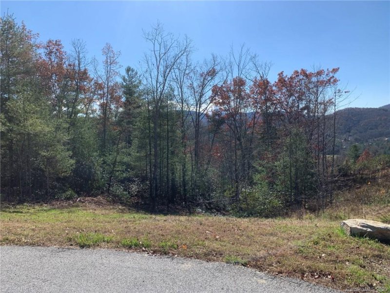 Property image 3 at 0 Crystal Heights Drive, Hendersonville, NC 28739