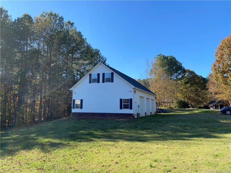 Property image 5 at 129 Kingfisher Drive, Mooresville, NC 28117