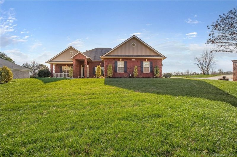 Property image 5 at 688 Houston Road, Troutman, NC 28166