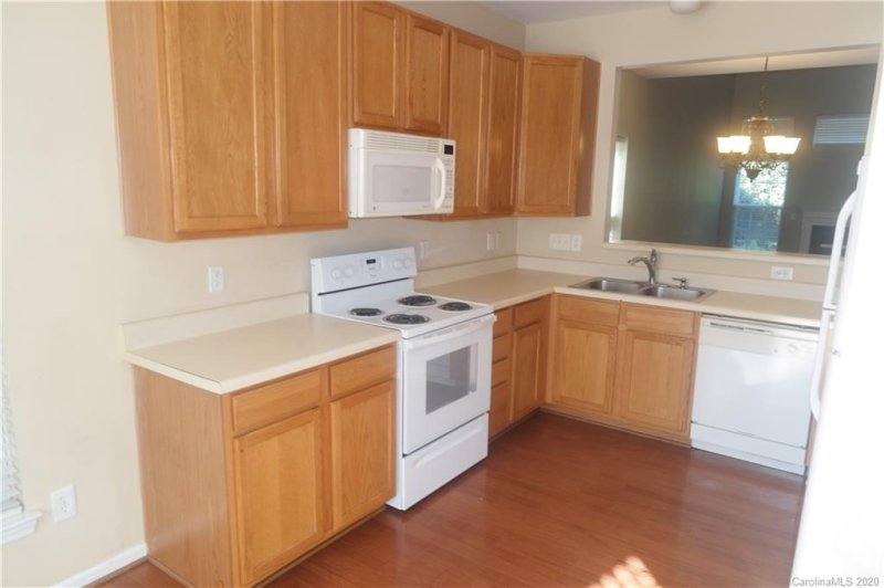 Property image 5 at 1800 Lookout Lane, Gastonia, NC 28054