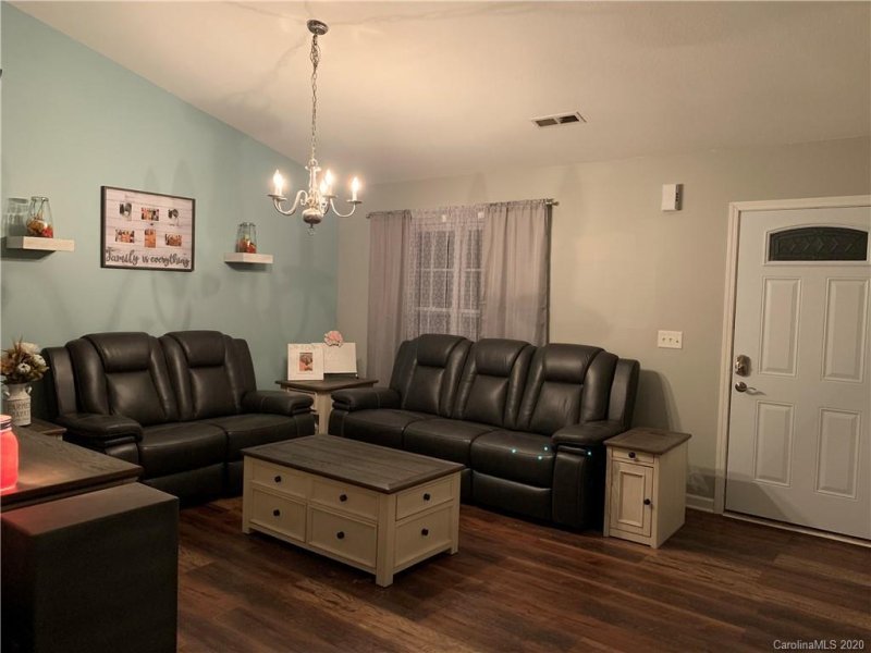 Property image 3 at 2517 Barkers Ridge Drive, Bessemer City, NC 28016