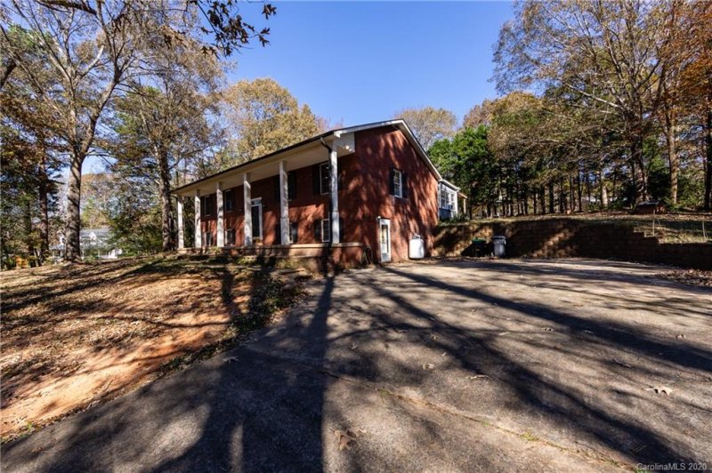 Property image 3 at 9124 Kem Arbor Way, Charlotte, NC 28227