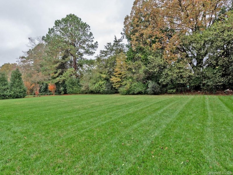 Property image 2 at 605 Beauhaven Lane, Waxhaw, NC 28173