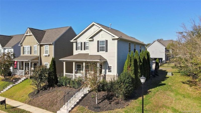 12817 Delvin Castle Court