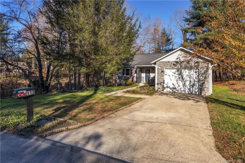 Property image 4 at 112 Cinnamon Way, Flat Rock, NC 28731