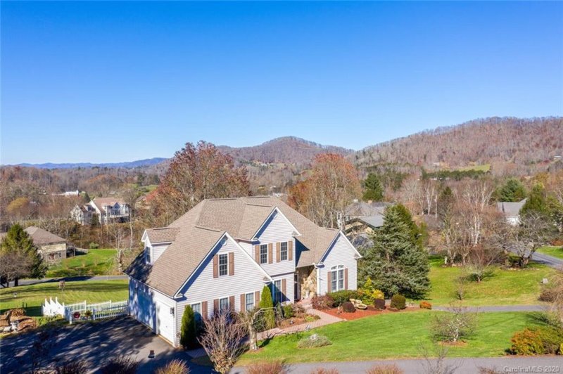 Property image 2 at 124 Horseshoe Trail, Barnardsville, NC 28709