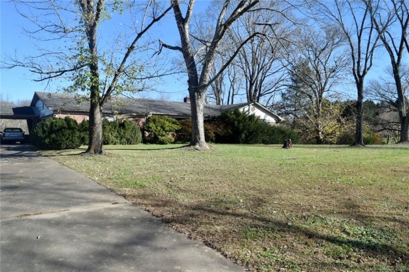 Property image 2 at 2900 Rocky Road, Lenoir, NC 28645