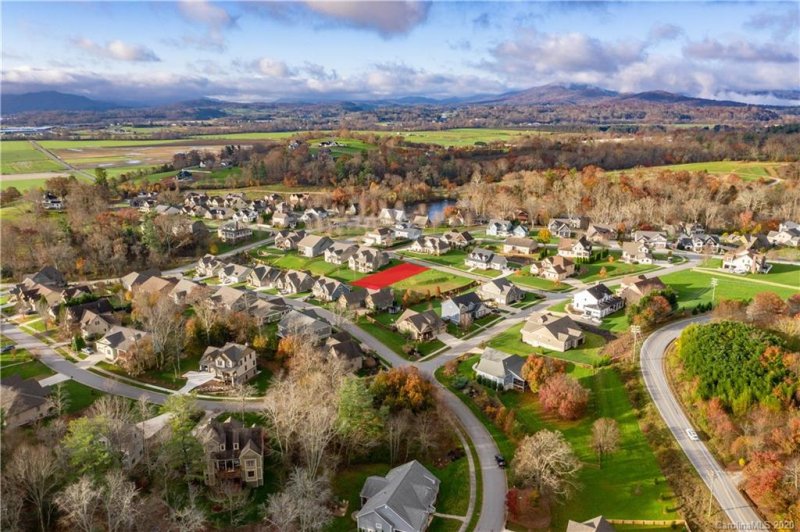 Property image 5 at 59 Birchbark Drive, Mills River, NC 28759