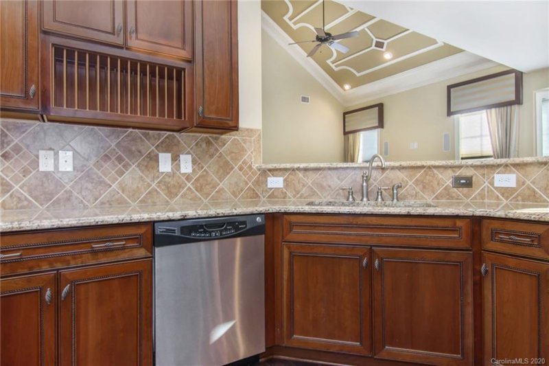 Property image 2 at 2190 Barrowcliffe Drive, Concord, NC 28027