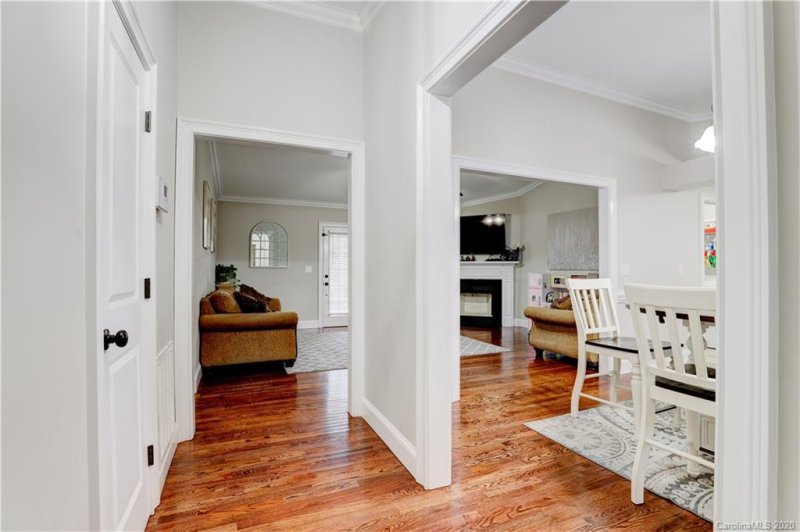 Property image 2 at 6060 Acadian Woods Drive, Charlotte, NC 28227