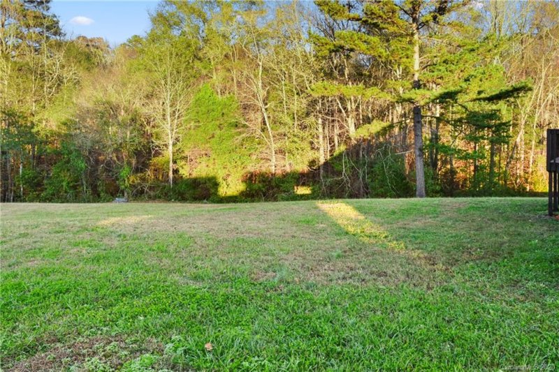 Property image 3 at 2440 Oxford Circle, Lancaster, SC 29720