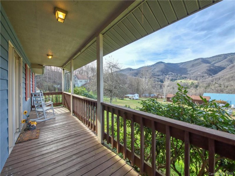 Property image 3 at 326 Barber Hill Drive, Waynesville, NC 28786