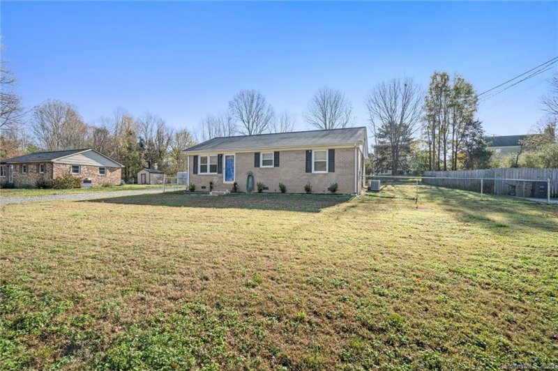 Property image 2 at 201 Grover Moore Place, Indian Trail, NC 28079