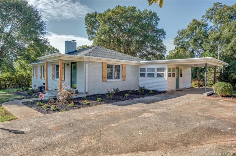 Property image 3 at 99 Peachtree Street, Belmont, NC 28012