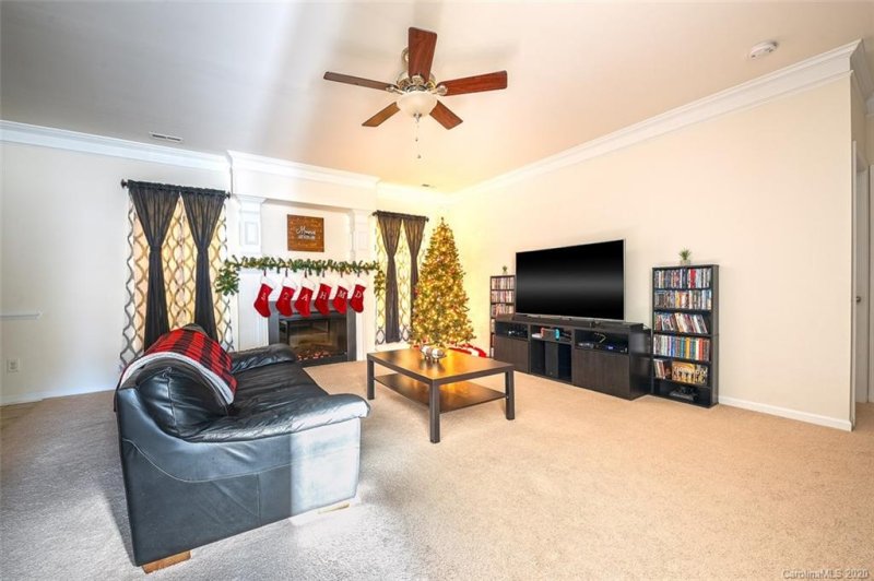 Property image 5 at 3303 Aldwych Way, Charlotte, NC 28216