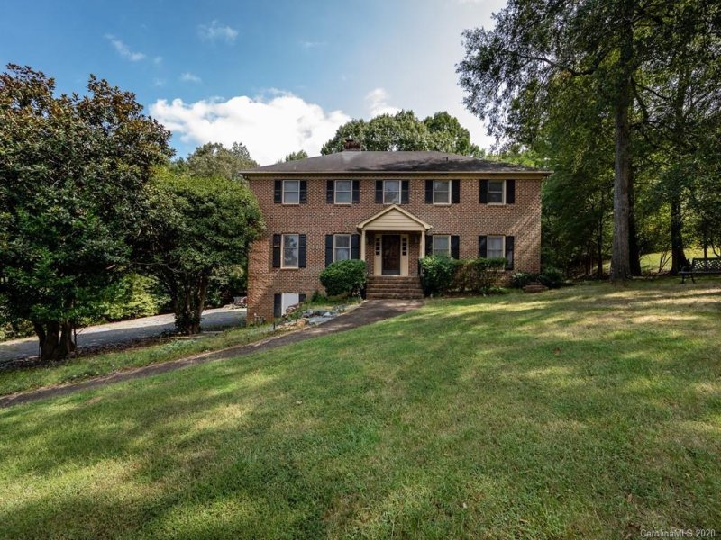 Property image 3 at 4817 S Parview Drive, Charlotte, NC 28226