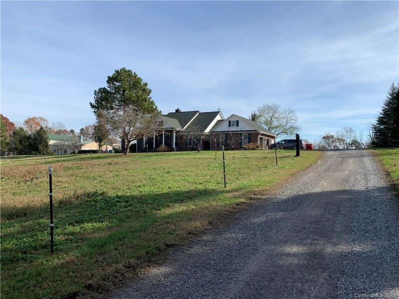Property image 3 at 131 John Goforth Road, Kings Mountain, NC 28086