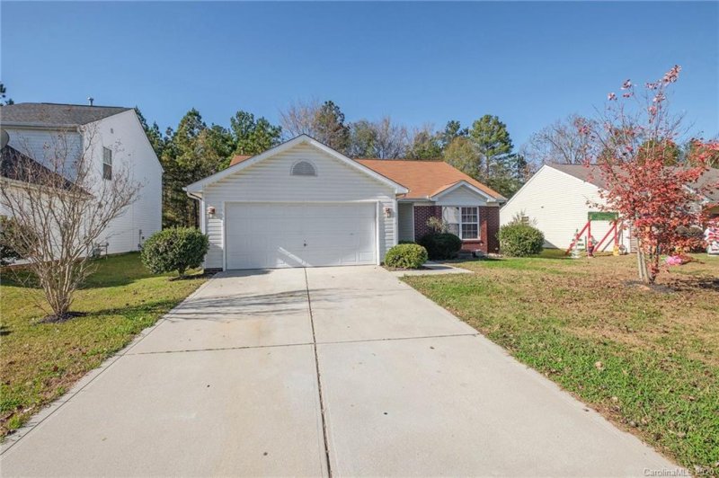 Property image 5 at 1300 Shenandoah Circle, Rock Hill, SC 29730