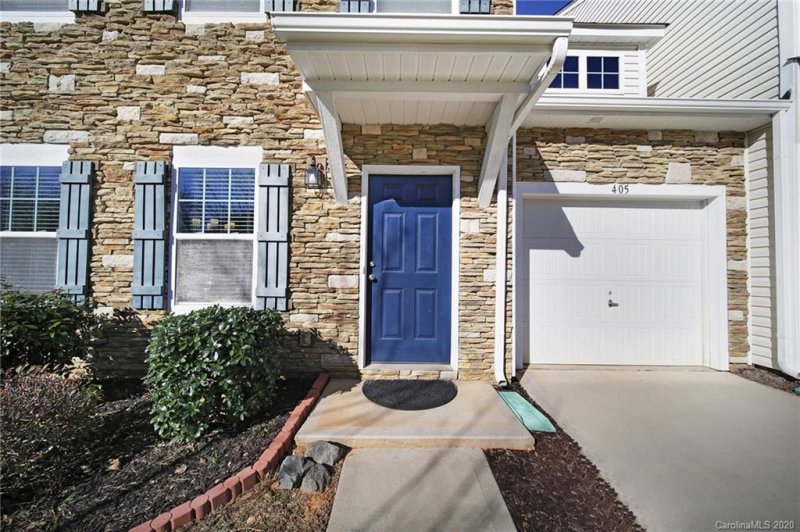 Property image 2 at 405 Battery Circle, Clover, SC 29710