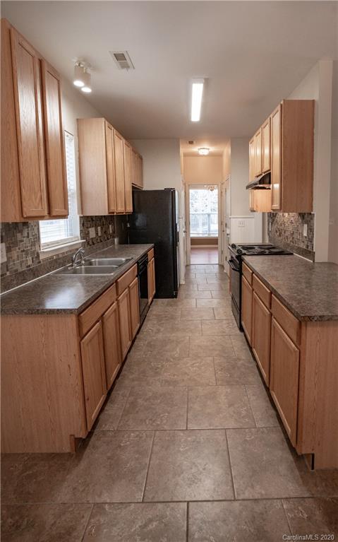 Property image 5 at 1218 Rising Oak Drive, Charlotte, NC 28206