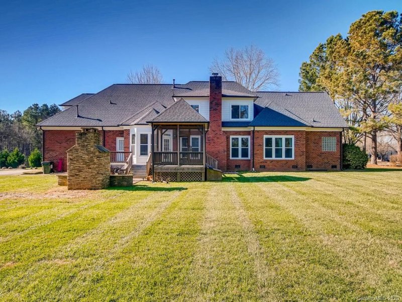 Property image 3 at 1077 Kite Court, Matthews, NC 28104