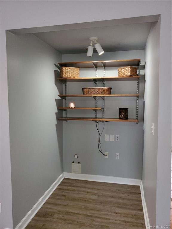 Property image 5 at 4925 Cricklewood Lane, Charlotte, NC 28212