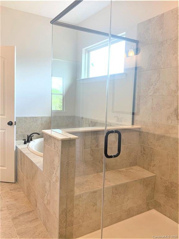 Property image 4 at 16142 Flame Azalea Court, Charlotte, NC 28278