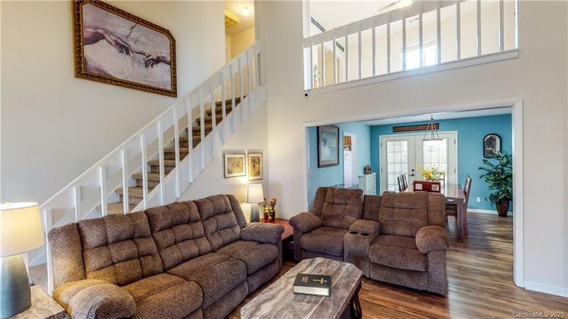 Property image 4 at 443 Creekside Drive, Asheville, NC 28804